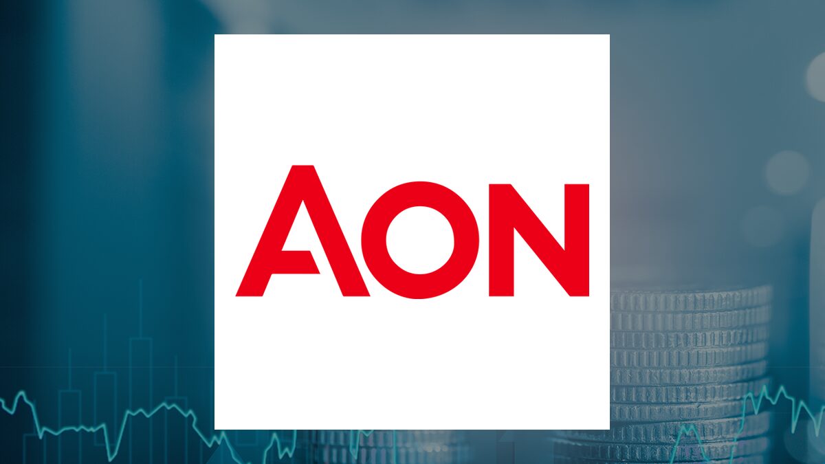 Los Angeles Capital Reduces Aon Holdings by 57.5% in Q2
